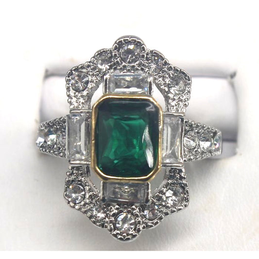 Elegant Faux Emerald Silver Tone Ring Round & Baguette Rhinestones • Size 7