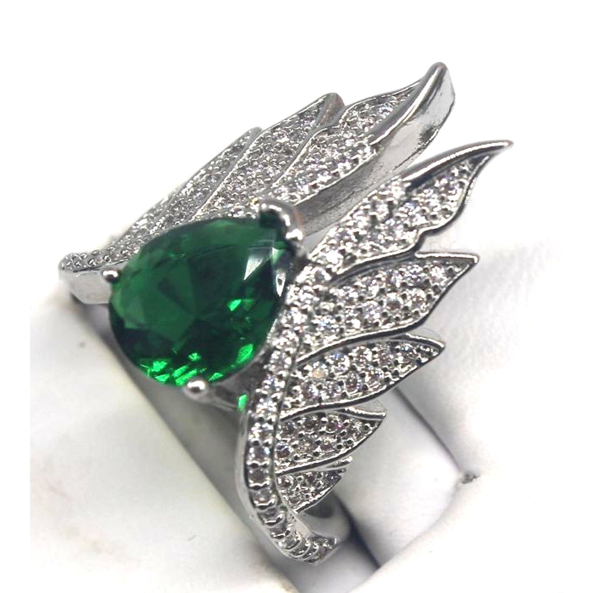 Stunning Faux Emerald Silver Tone Ring Pave Rhinestone Wings • Size 6