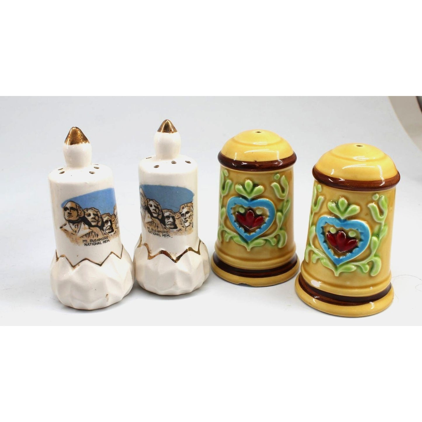 Lot 2 Two Vtg Salt Pepper Shakers Mt. Rushmore Souvenir & Blue Heart Yellow