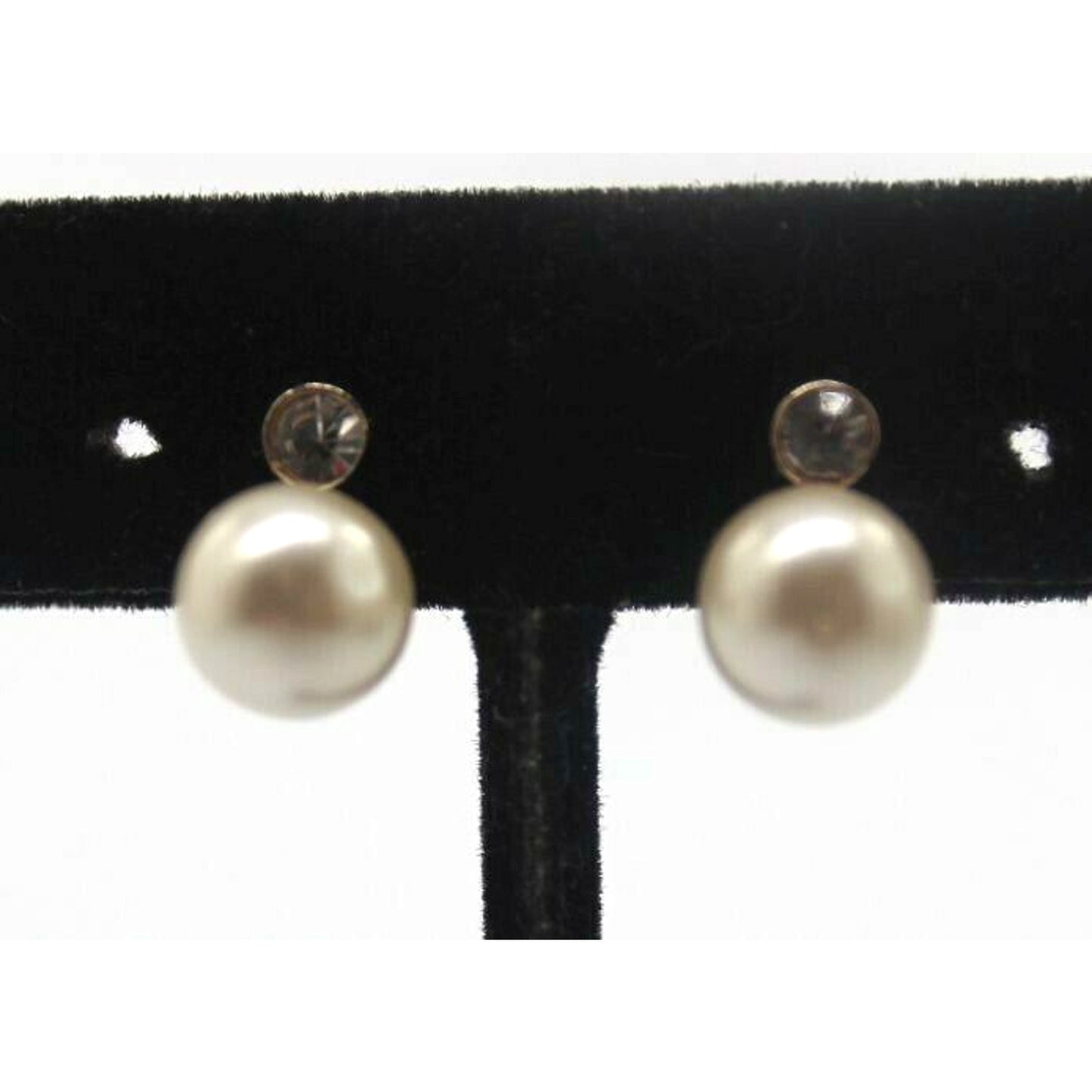 Classic Rhinestone & Faux Pearl Stud Earrings • Gold Tone • 6mm